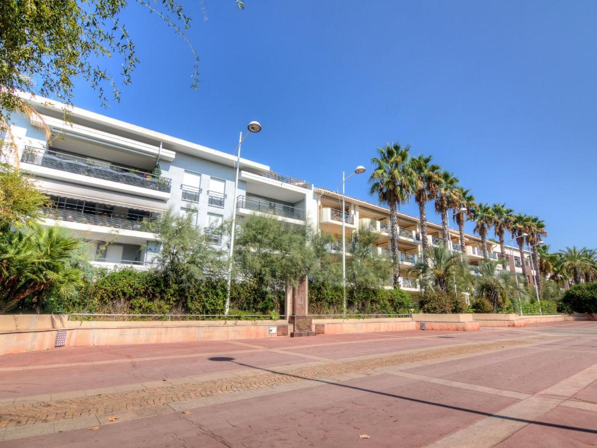 Apartment Le Magellan-2 By Interhome Saint-Raphaël Exterior foto